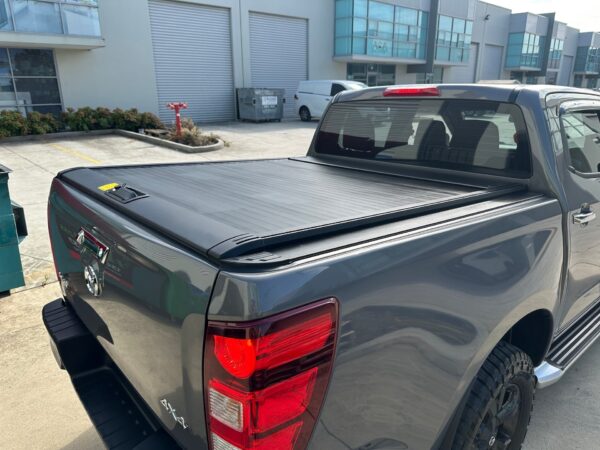 Holden Manual Roller Shutter | Fits Holden Colorado